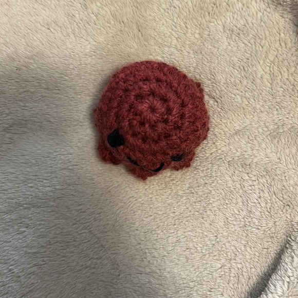 Cute Crochet Mini Purple Octopus - Picture 2 of 4